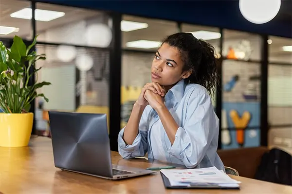 Hourly vs Salary Payment: Which Pay Type is Best for Your Career?